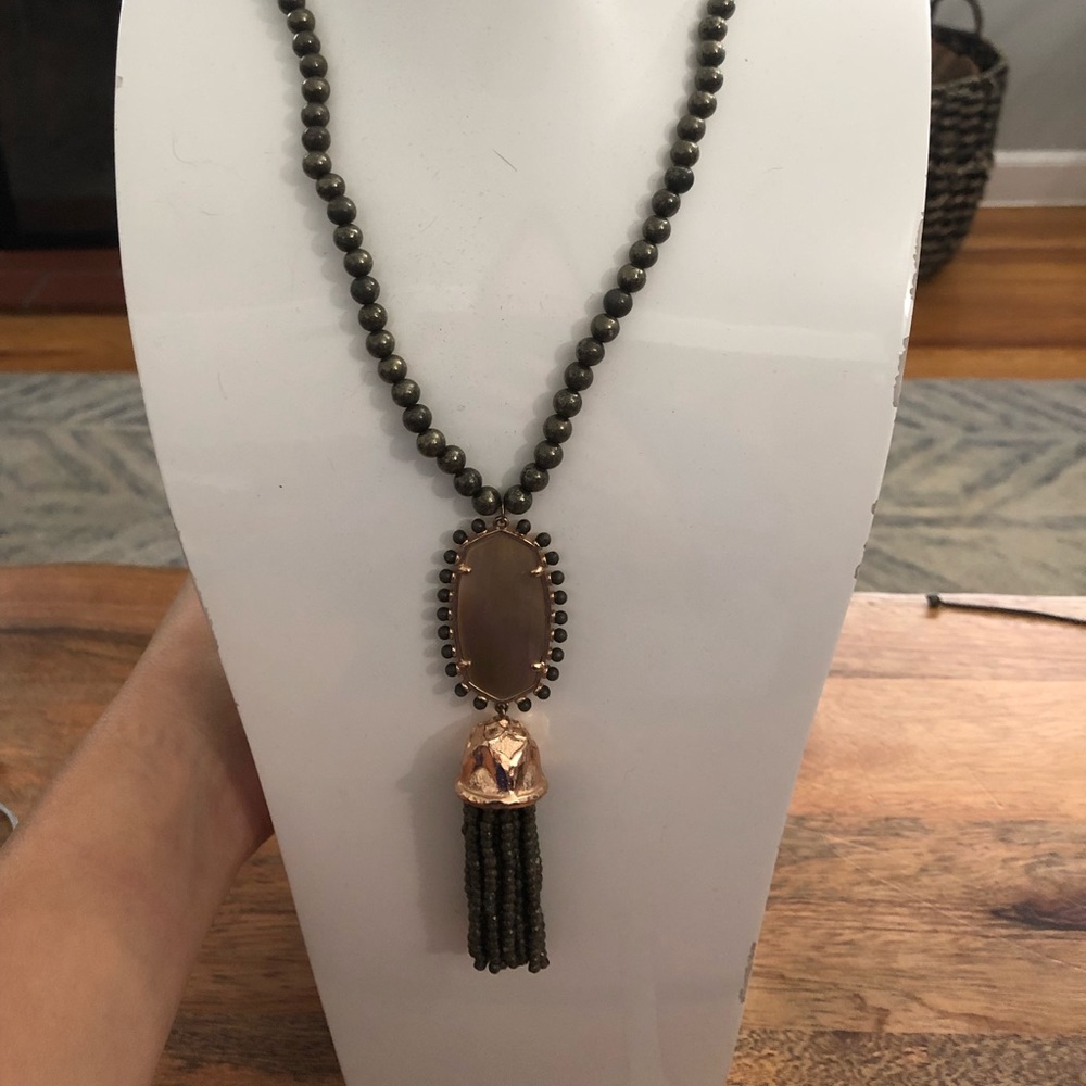 Kendra Scott Mother of Pearl Tatiana Necklace